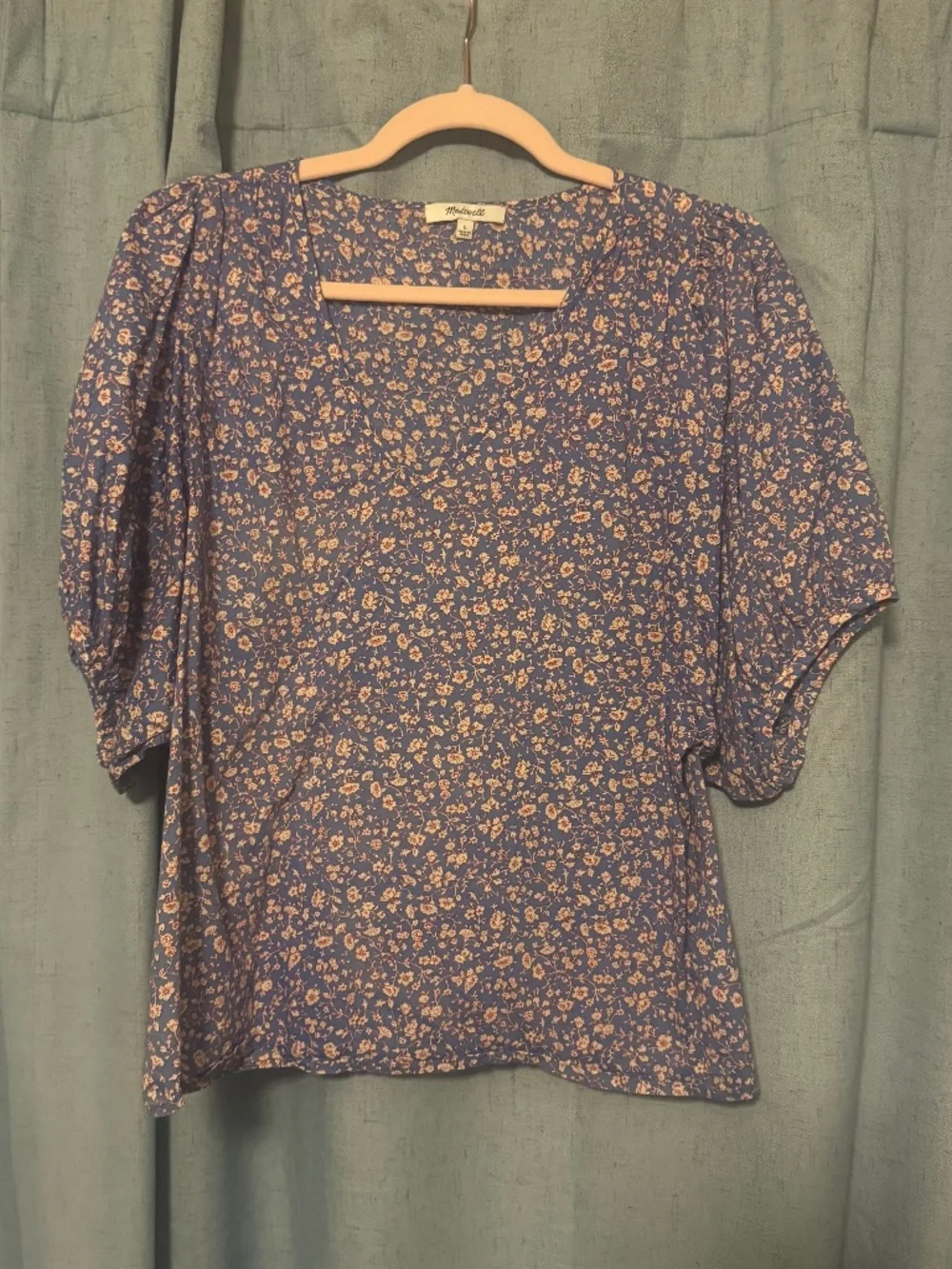 Madewell V-Neck Puff-Sleeve Top in Summer Vines Blue Ditsy Floral L